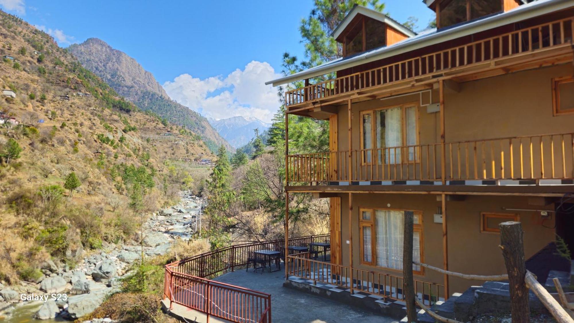 The Fiza Retreat Tirthan Banjār Dış mekan fotoğraf